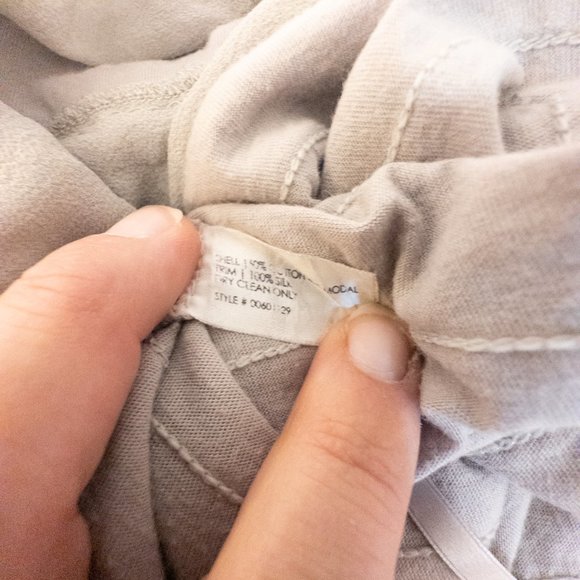 Club Monaco Womens Size Small Top Grey Silk Tiered Ruffle Racerback Sleeveless - Picture 9 of 10